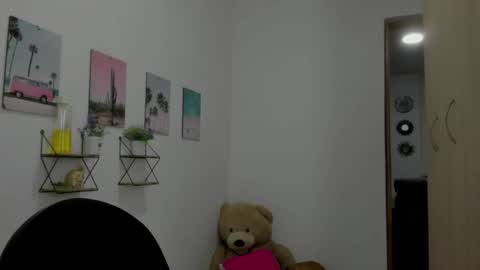 vixenlust17 online show from February 14, 2:57 am