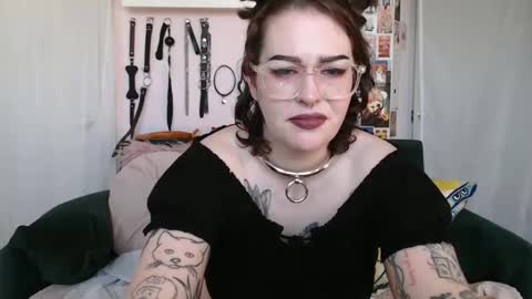 VIXIN online show from November 15, 5:47 pm