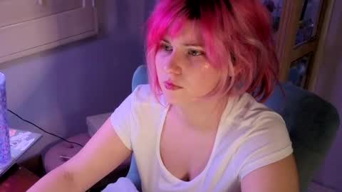 VixToxia online show from July 10, 4:13 am