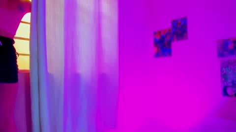 Gabriela online show from April 15, 6:41 pm