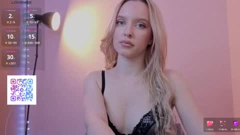 w_pickmebabby_w online show from November 8, 9:09 pm