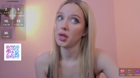 w_pickmebabby_w online show from November 17, 8:53 pm