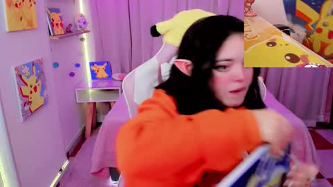   online show from February 13, 9:55 am