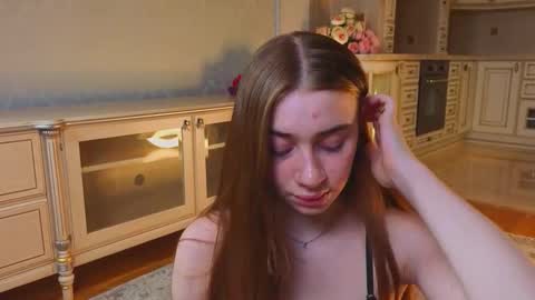 hello guys im Lilian online show from October 2, 3:11 am