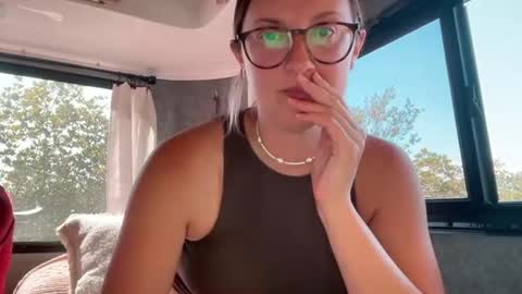 Jade online show from February 12, 4:11 pm