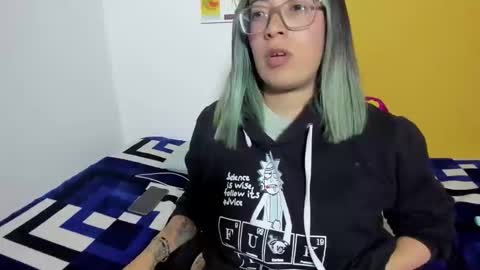 Waningrose  Lu online show from November 30, 11:31 pm