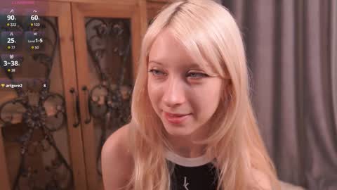 Lily online show from February 22, 4:41 pm