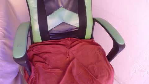 Trixie 3 online show from October 10, 8:47 pm