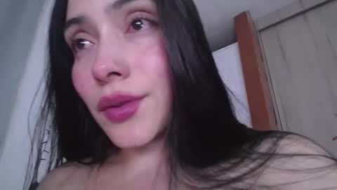 we_we77 online show from January 9, 10:36 pm