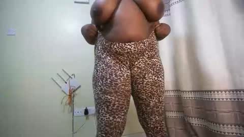 weepy_123 online show from October 6, 1:22 am