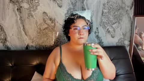 wen_jones online show from June 5, 1:50 pm
