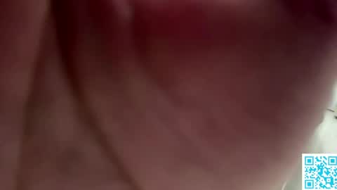 Kiki online show from April 11, 7:06 pm