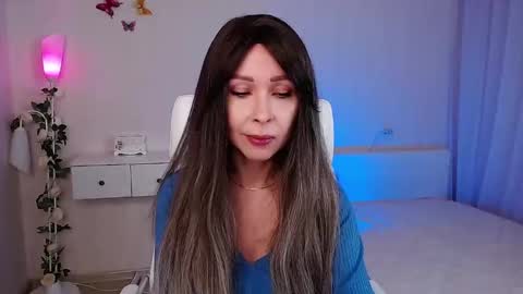 Wendi Foster online show from February 24, 5:09 pm