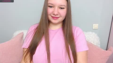 Snapshot of wet__molly chatting on March 5, 8:12 pm molly online show from March 5, 8:12 pm