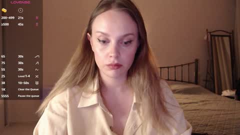 Lana online show from September 12, 6:37 pm