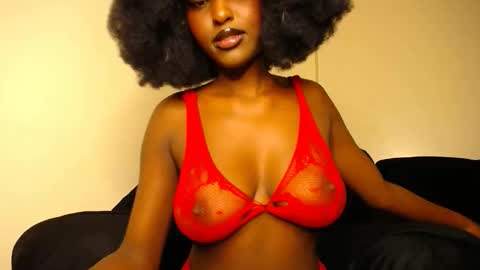 Macey online show from April 19, 10:26 am