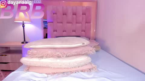 Sara  online show from November 15, 1:39 am