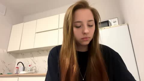 Vicky online show from March 24, 8:14 pm