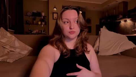 VI online show from November 25, 3:58 pm