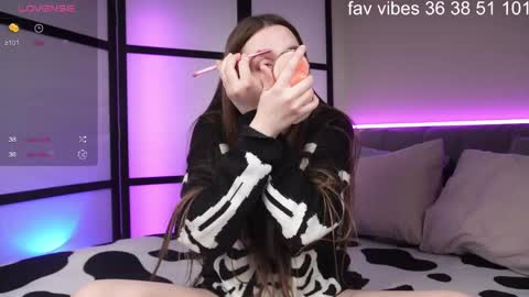 .. alice .. online show from March 23, 4:51 am