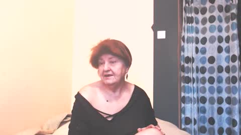 WildRedCat online show from January 18, 10:22 am