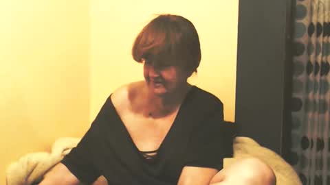 WildRedCat online show from November 6, 9:32 pm