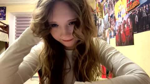 Olivia online show from February 18, 6:51 pm