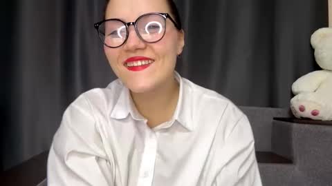 Adele online show from February 9, 5:15 pm