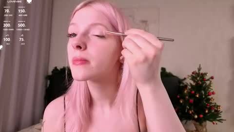 Mary online show from January 18, 1:13 am