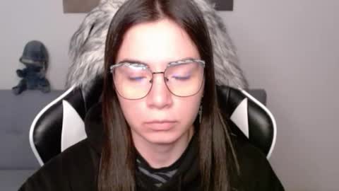 Alex online show from January 10, 3:33 am