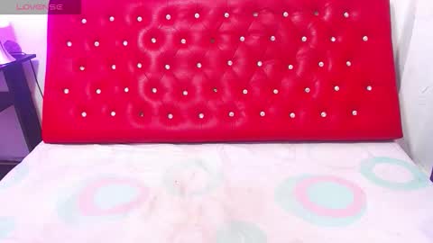   online show from December 16, 11:32 pm