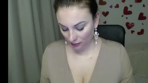 wonderr_woman online show from April 11, 6:55 pm