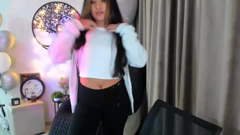 dudetta Kim online show from March 25, 6:55 pm