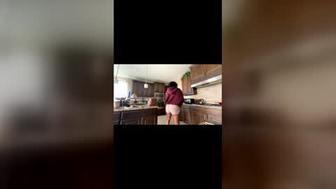 Wynter Heat online show from April 28, 7:29 pm