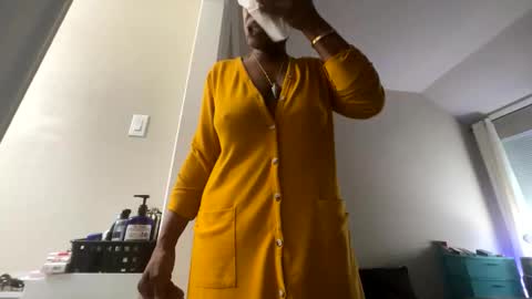 Wynter Heat online show from October 27, 8:03 pm