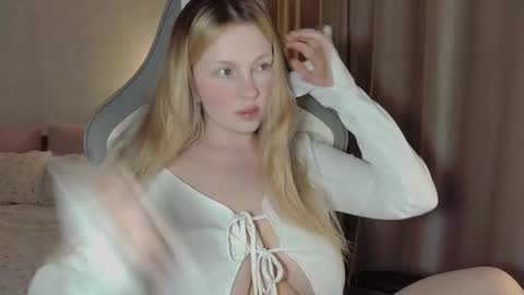 eva online show from March 29, 5:34 pm