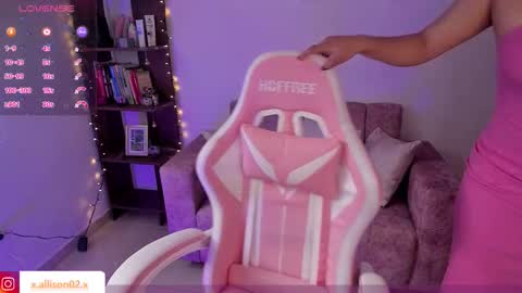 Allison online show from December 1, 8:55 pm