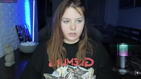 LOVE NERDS ONLY online show from February 26, 1:36 am