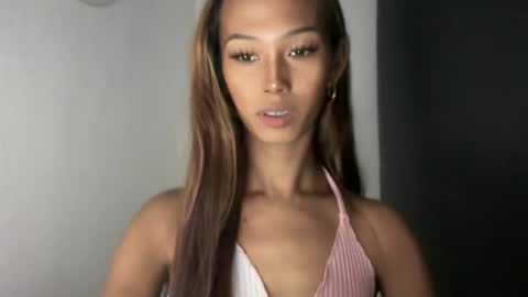 Cassandra online show from November 21, 5:15 pm