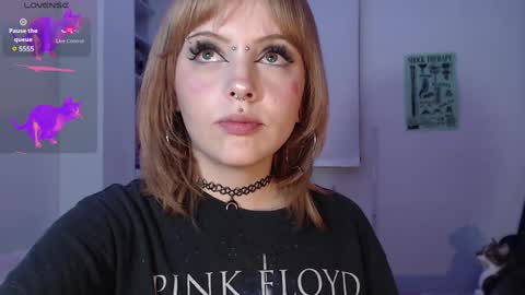 Mileena online show from January 29, 3:01 am