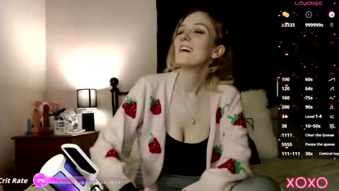 EllieeRose online show from September 22, 11:25 pm