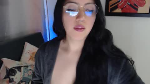 Xia online show from February 9, 11:51 pm