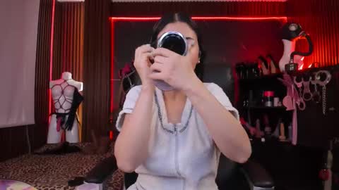 XiaQueen   I M online show from September 29, 11:59 am