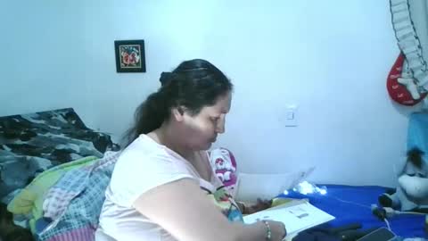 Ximena online show from March 4, 1:01 am