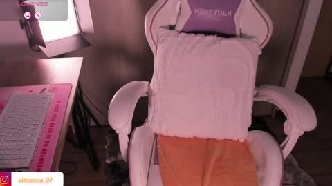 ximena_770 online show from April 11, 12:39 am