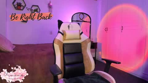 Ximena online show from April 6, 5:25 pm