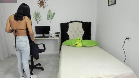 xiomi04 online show from April 13, 11:33 am