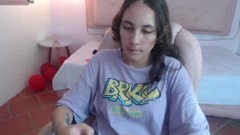 Snapshot of xlunna chatting on February 27, 8:20 pm lunna online show from February 27, 8:20 pm