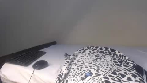 Xoe online show from February 7, 10:52 am