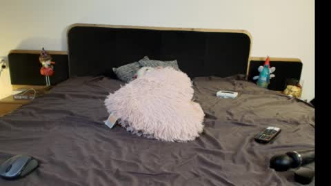 Cherry online show from March 24, 5:57 am